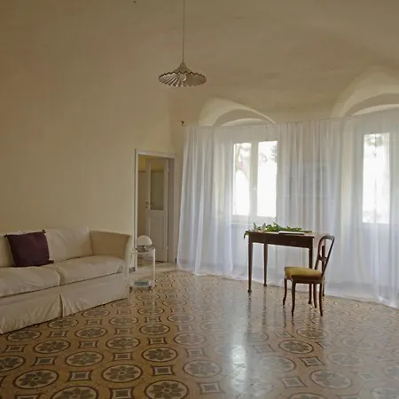 Casa Borgo Marina Apartment